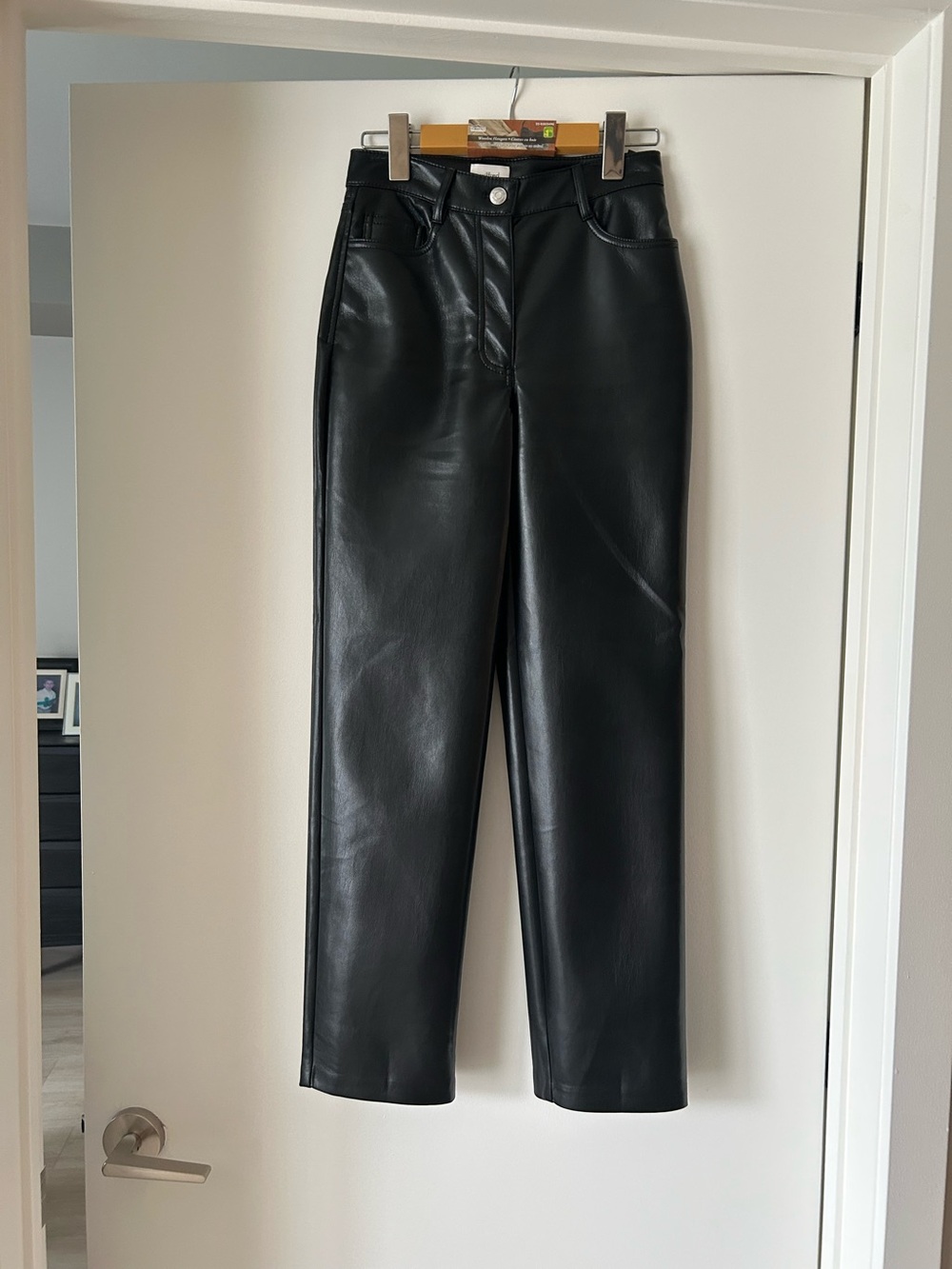 Aritzia Black Faux Leather Women’s pants